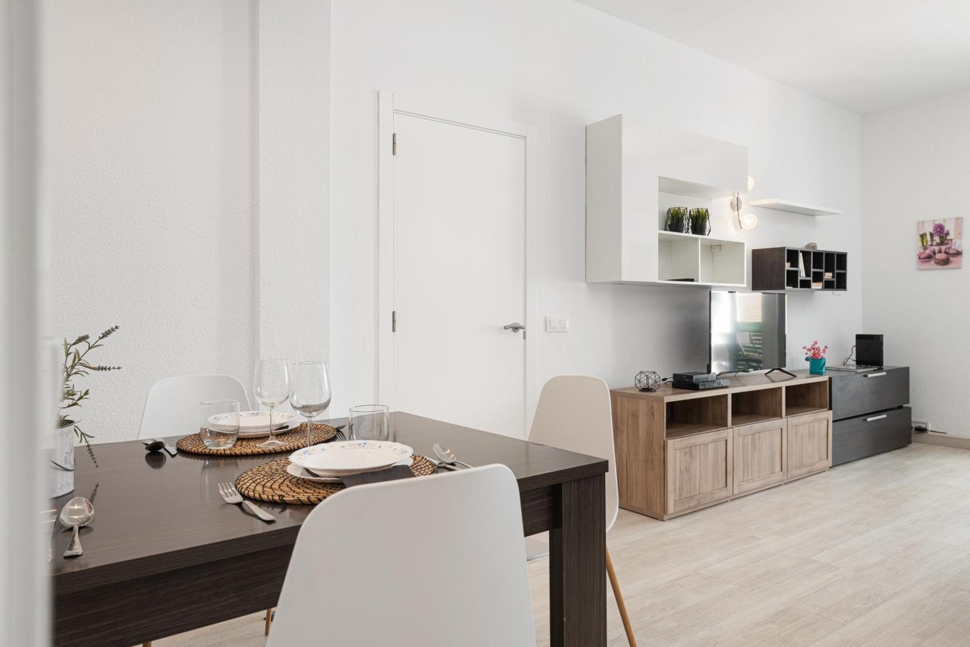Apartment Xara Torres, At The Beach Of Alcudia Port de Alcudia  Exterior photo